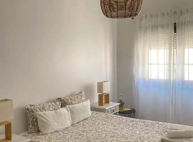 Offshore Rustic House بينيش