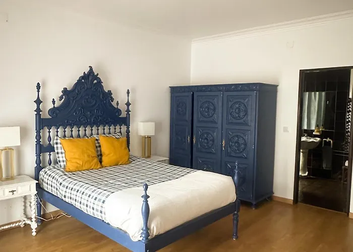 Offshore Rustic House منزل للإقامة