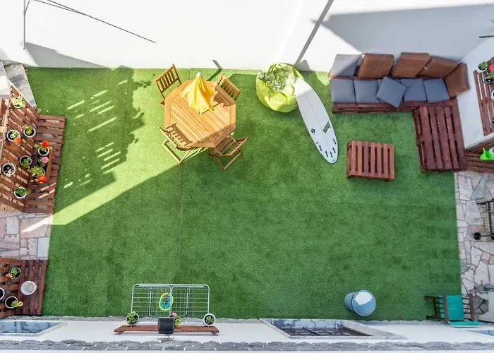 Offshore Rustic House منزل للإقامة *