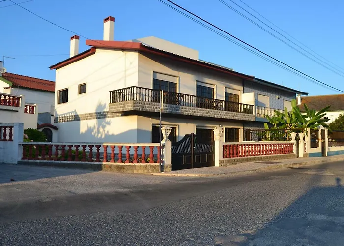 Offshore Rustic House