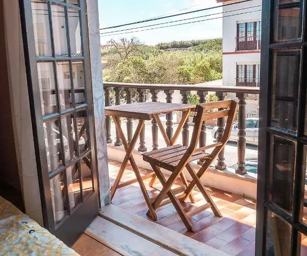 Offshore Rustic House ペニシェ