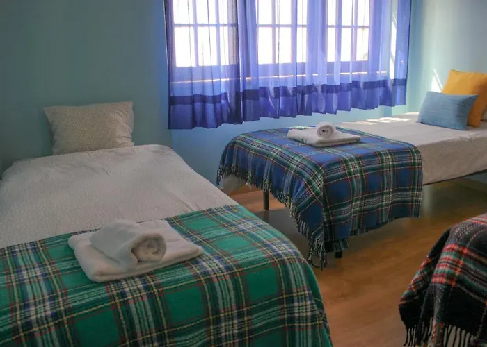 Séjour chez l'habitant Offshore Rustic House *